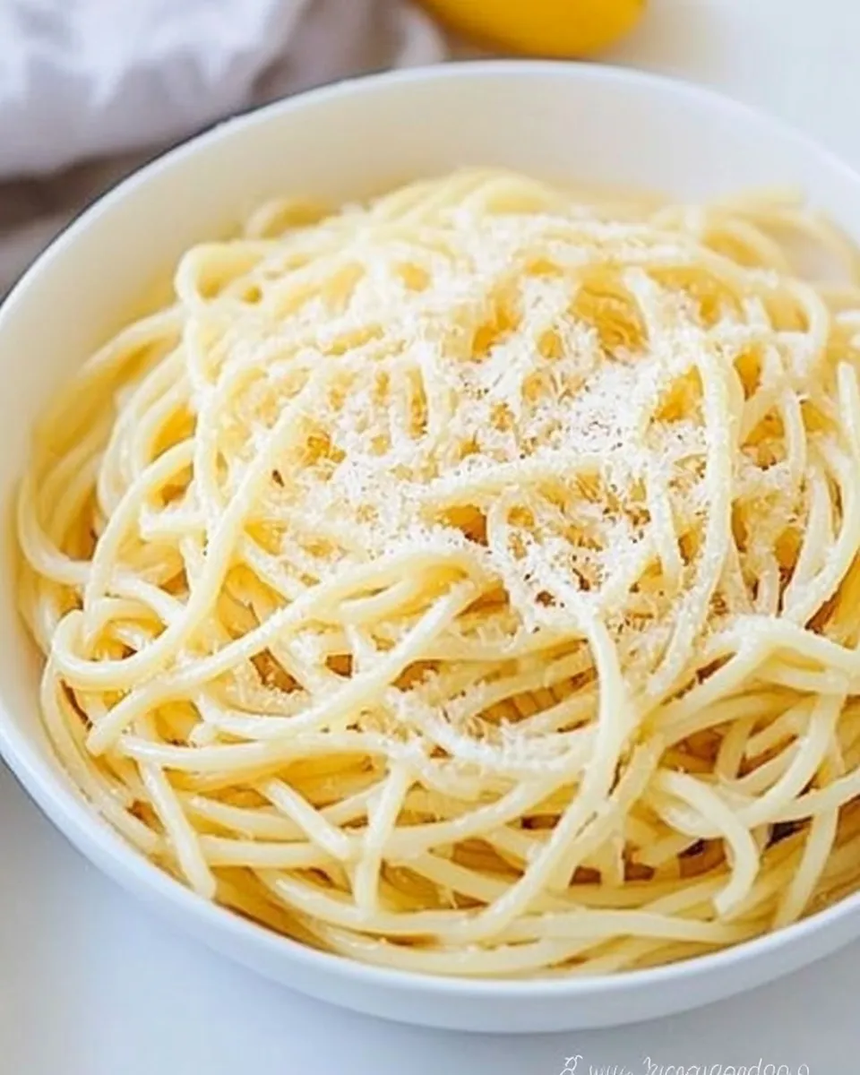 Delicious Parmesan Garlic Noodles recipe image